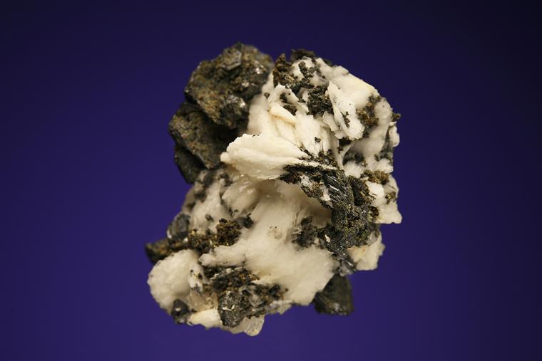 POLYBASITE on BARITE